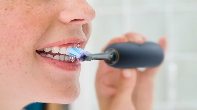 Philips Sonicare G3 Premium Gum Care Replacement Toothbrush Heads - Black, 2-Pack, HX9052/88