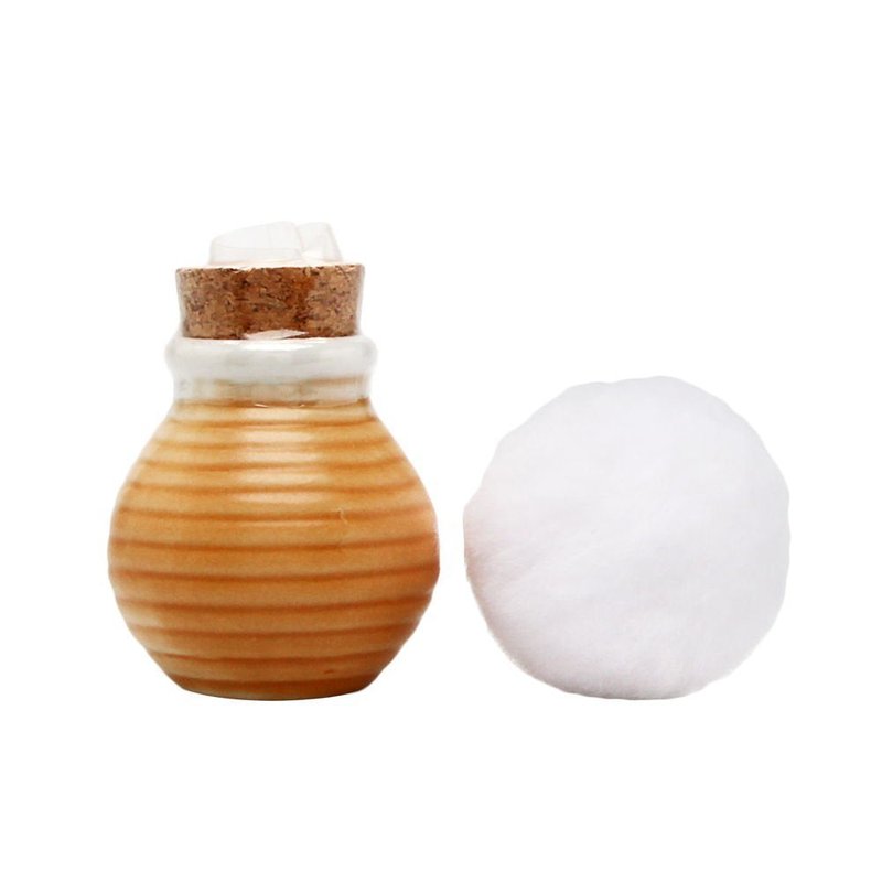 Indian Earth Original Bronzer with Free Applicator Puff 2 g