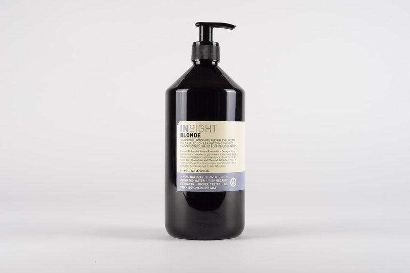 Insight Blonde Cold Reflections Brightening Shampoo
