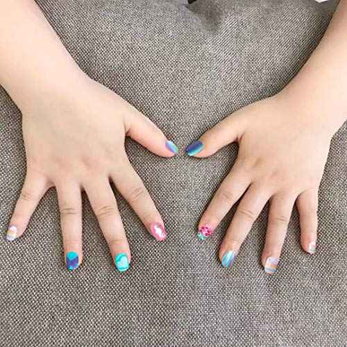 SIUSIO 120Pcs 5 Pack Children Acrylic Fake Nails Press on Pre-glue Full Cover Glitter Gradient Color Short False Nail Art Kits Sets Great Christmas Gift for Kids Little Girls - Mermaid Beach