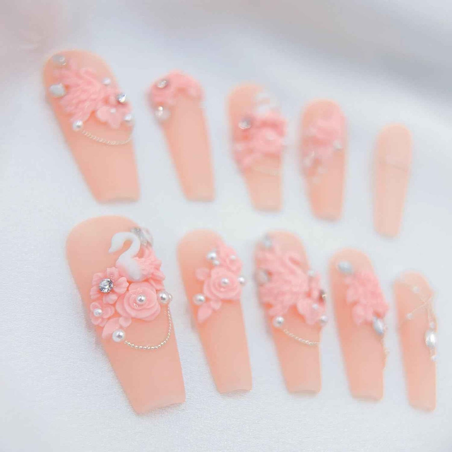 White Wedding 3D Flower Press-On Nails | Reusable Coffin Nails for Women - 20pcs (Pearl Romance, L)