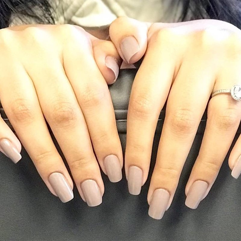 Dazzle Dry Nail Lacquer (Step 3) - Broadway Beige - A cool and medium greige with purple undertones. Full coverage cream. (0.5 fl oz)