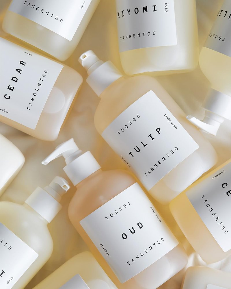 Tangent GC OUD Organic Hand Soap - Scented Liquid Hand Soap with Rich OUD, Citrus & Soft Floral Notes, Vegan, Cruelty-Free & Sustainable, Made in Sweden, 350ml