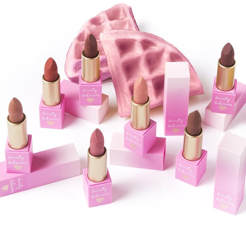 Beauty Bakerie Makeup Matte Lipstick, Long Lasting 24hr Wear Lip Stick for Women, Smooth Matte Finish, Highly Pigmented, Moisturizing, Smudge-Proof Matt Lipsticks, 3.5g, Waffle Taco