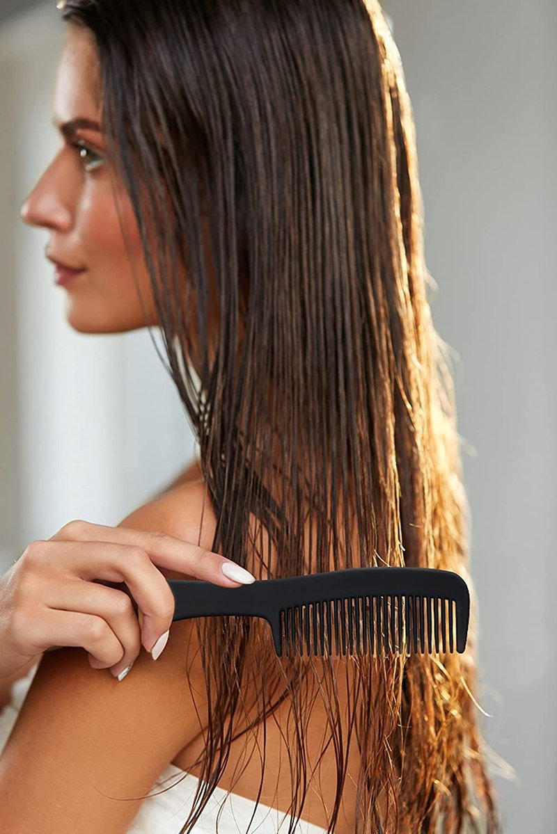 HQSLsund 200 pcs Combs, Polypropylene (PP) Hair Combs in Bulk, Individually Wrapped for Women, Kids, Hotel, Airbnb, Shelter/Homeless/Nursing Home/Charity/Church(Black,200)
