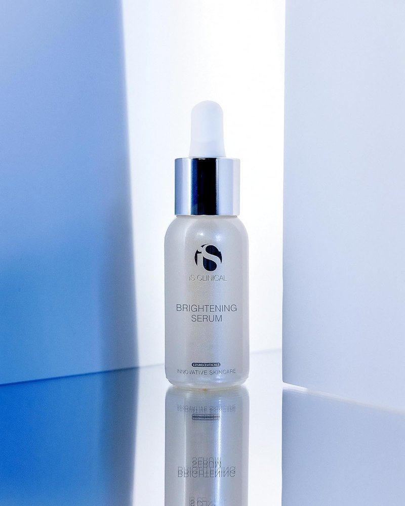 iS CLINICAL Brightening Serum 1 fl. oz.