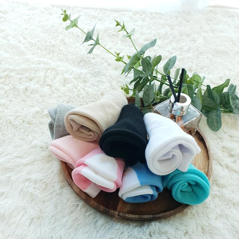Moisturizing Gel Heel Socks to Repair Dry, Cracked Heels – Soften, Soothe & Revitalize Feet for Men & Women (Black, 3 Pairs)