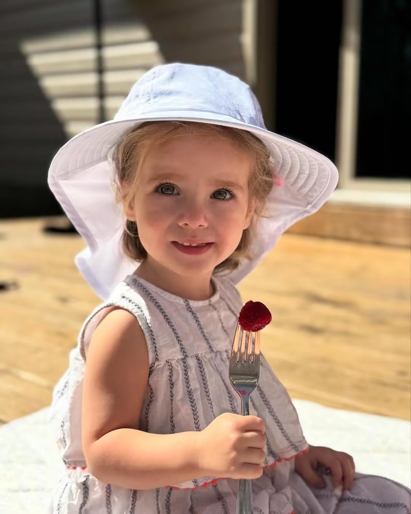 2-Pack Toddler Baby Sun Hat Kids Summer UPF 50+ for Boys Girls Adjustable Beach Hats with Bucket Wide Brim Age 1-7 Years(Grey+White,Medium)