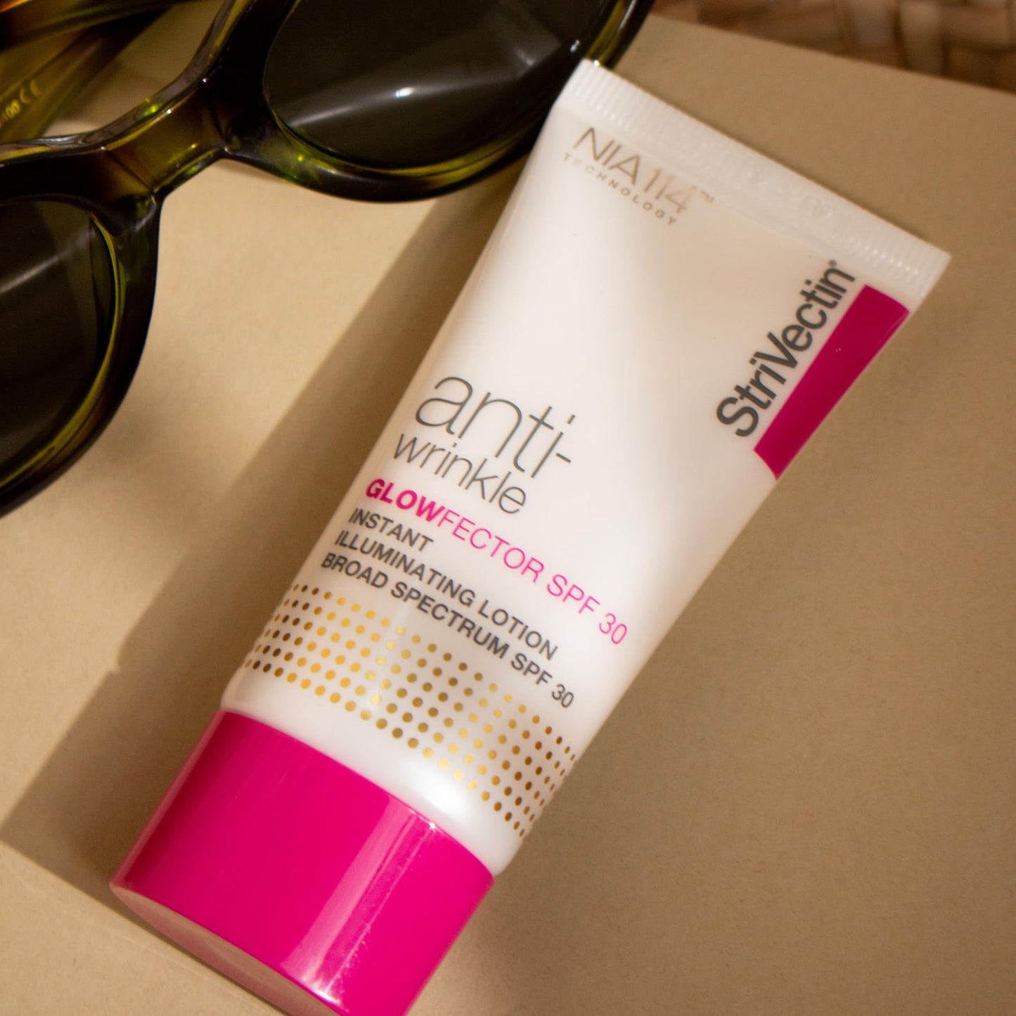 StriVectin GlowFector Instant llluminating Lotion Broad Spectrum SPF 30, Boosts Skin Radiance, 1 oz.