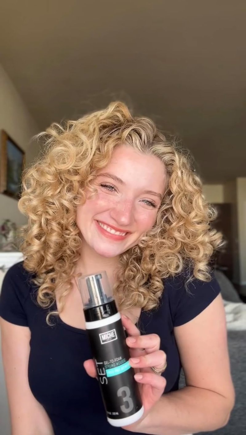 Miche Beauty Gel to Foam Mousse - Lightweight Styling Foam for All Hair Types | 7.5 fl oz, Long-Lasting Hold & Frizz Control