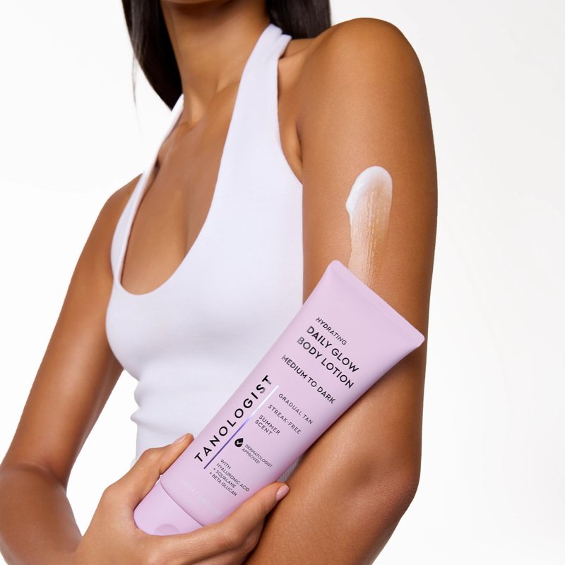 Tanologist Brightening Daily Glow Body Lotion, Medium/Dark, Gradual Tanning Lotion, No Fake Tan Smell, Streak-Free & Natural-Looking Self Tanner, Vegan, 8.45 fl. oz/250 ml Tube