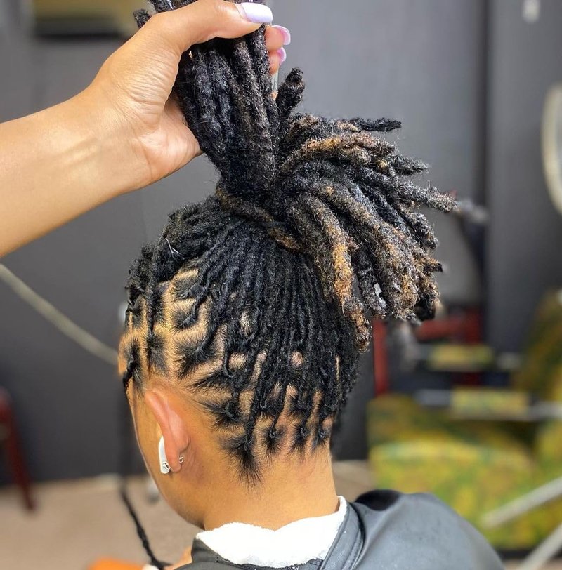 Peruvian white Braid, Loc, and Edge Gel EXTRA HOLD for Relaxed & Natural Hair, 16 oz. (Rosemary)