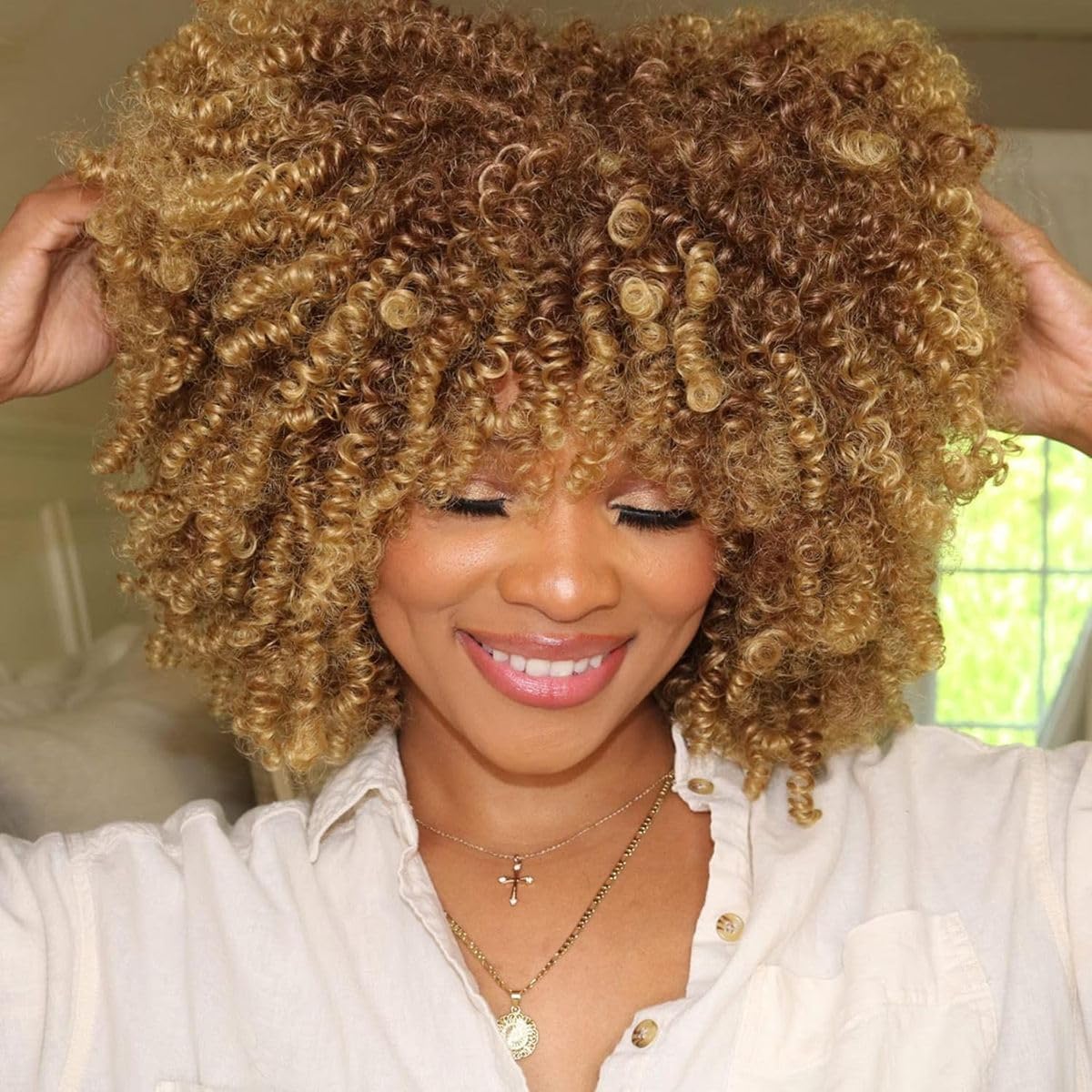 Charming cascade Curly Afro Wig with Bangs, Ombre Blonde 11 Inch Long Kinky Curly Wig, Voluminous Natural Fluffy Curly Synthetic Fiber Glueless Wigs for Black Women Hair Replacement Wigs