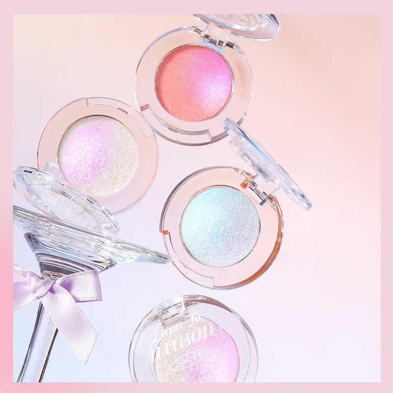 HOSAILY Holographic Multichrome Glitter Eyeshadow, Color Shift Metallic Shimmer Eyeshadow Palette, Chameleon Sparkle Inner Corner Eye Highlighter, Iridescent Eye Shadow Palette Fairy Makeup#05