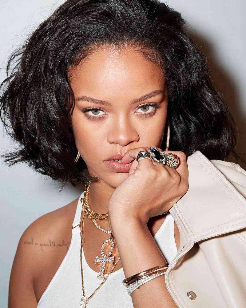Fenty Beauty by Rihanna Pro Filt’r Soft Matte Longwear Powder Foundation 120