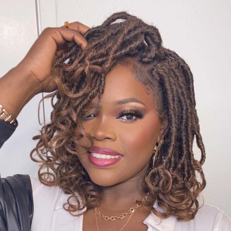 Toyotress French Curl Locs Crochet Hair - 10 Inch 8 Packs Ombre Brown 3 Tones Crochet Faux Locs With Curly Ends, Short Pre-Looped Soft Locs Braiding Hair Extensions (10 Inch, OT30/27-8P)