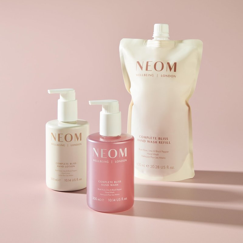 Neom Complete Bliss Hand Wash, 300ml | Blush Rose, Lime & Black Pepper I Natural colour derived from gardenia fruit I 100% Recyclable Bottle I Refillable