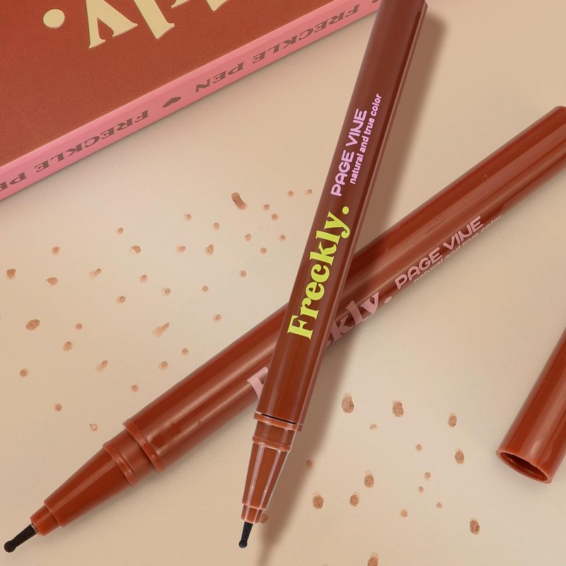 CLLFUU Freckle Pen,2 PCS Faux Freckle Stamp Waterproof,Fake Face Freckles Stain Makeup Long Lasting Quick Dry,Natural Lifelike Soft Dot Freck Pen 2PCS-02 Medium