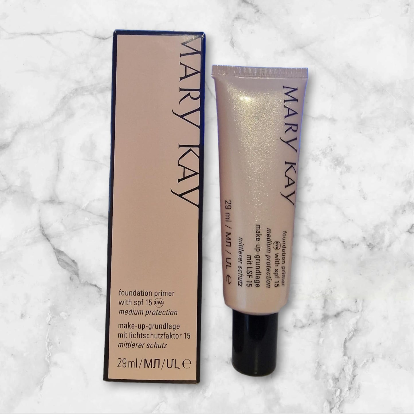Mary Kay Foundation Primer Sun Screen Broad Spectrum spf 15 by Mary Kay