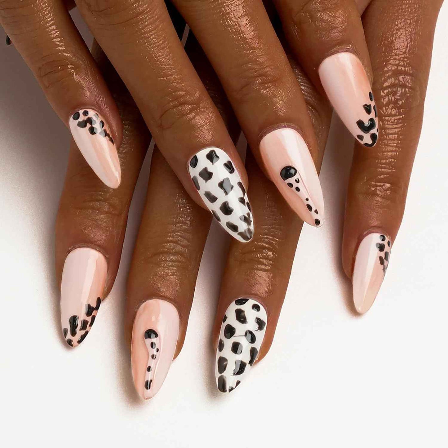 Nude Leopard Handmade Press-On Nails Set - Medium Almond Shape, 10 Pcs with Glue