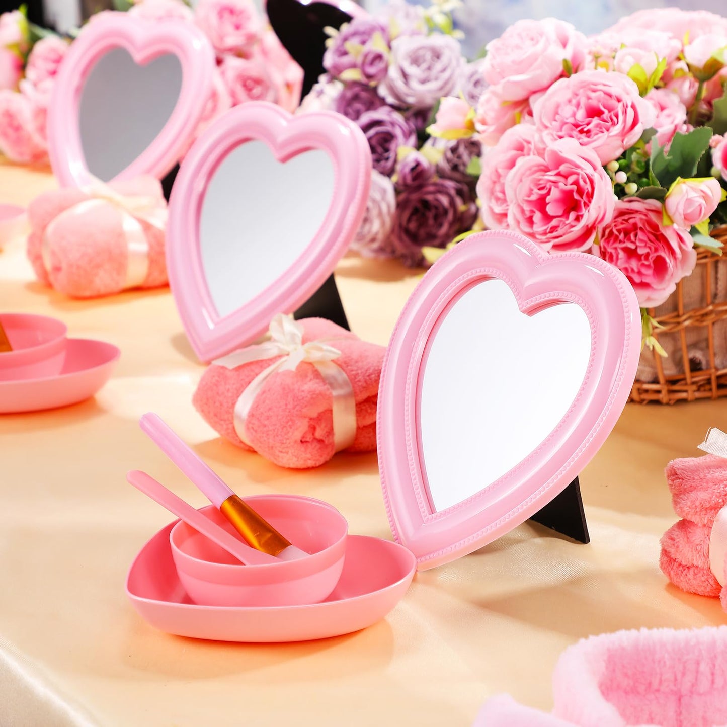 GlikCeil 8 Pcs Spa Party Supplies 8 Heart Mirror Pink Makeup Mirror for Women Sleepover Party Spa Slumber Birthday Favor