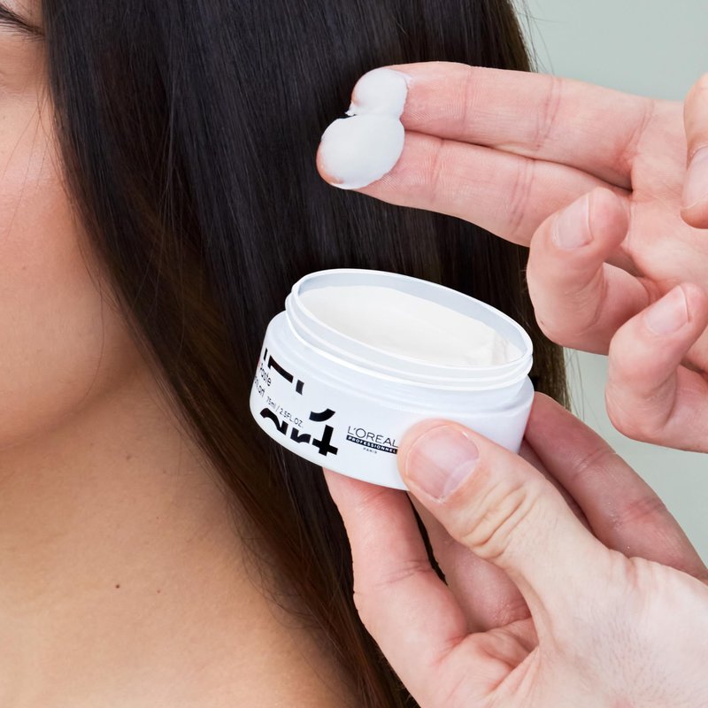 L'Oréal Professionnel Paris Styling Fix Paste - Provides Extreme Hold, Matte Finish, For All Hair Types