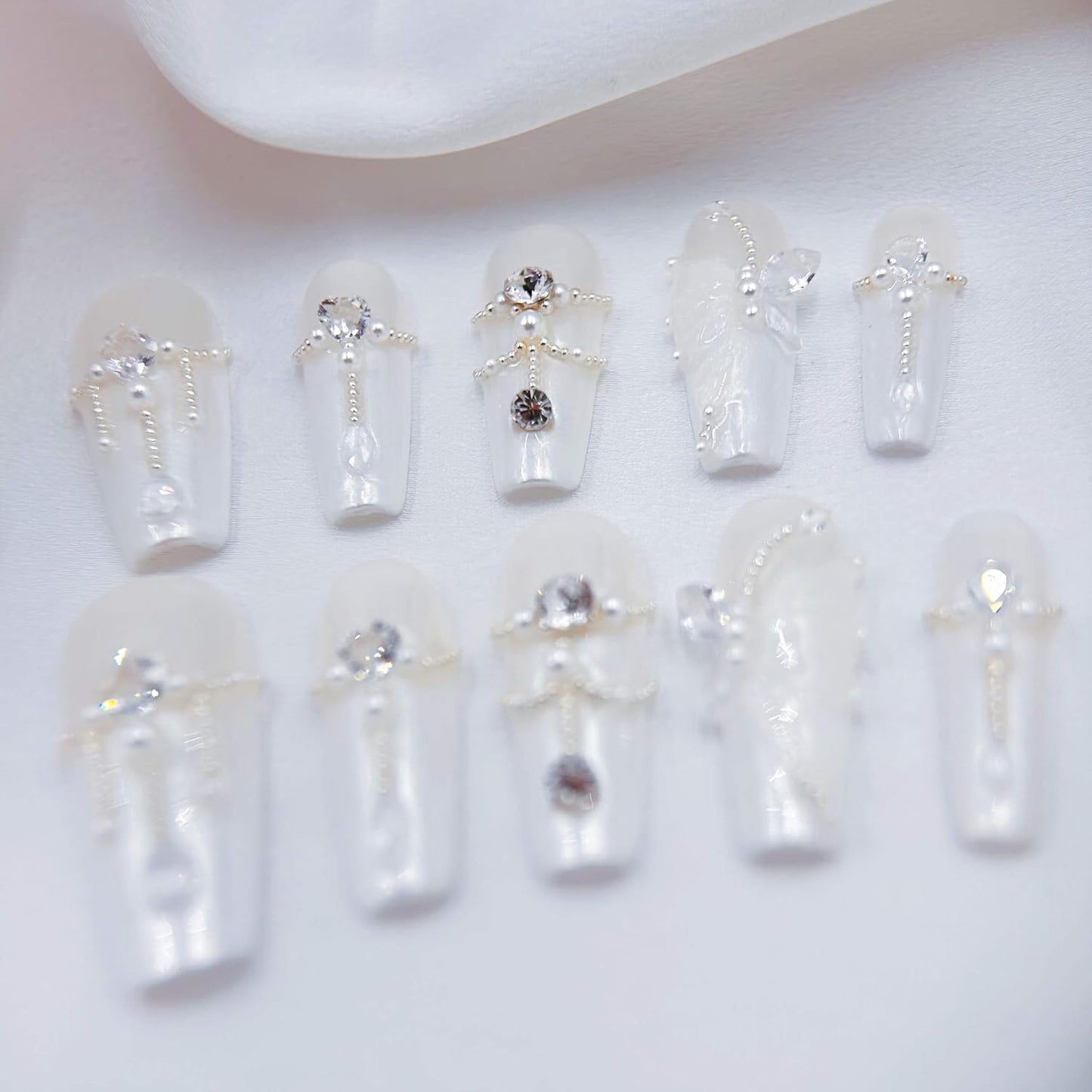 White Wedding 3D Flower Press-On Nails | Reusable Coffin Nails for Women - 20pcs (Pearl Romance, L)