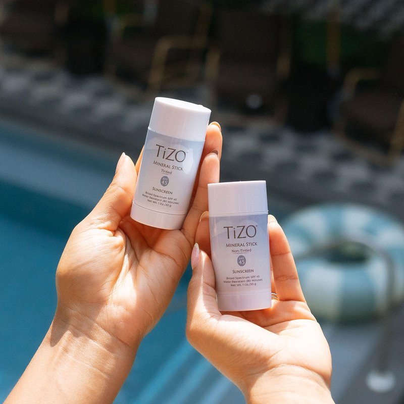 TiZO Mineral Stick SPF 45 | Non-Tinted | Water Resistant (80 minutes) | Broad Spectrum Sunscreen | UVA/UVB Protection | For all skin types | Easy On-the-Go Application | 1 oz / 30 g