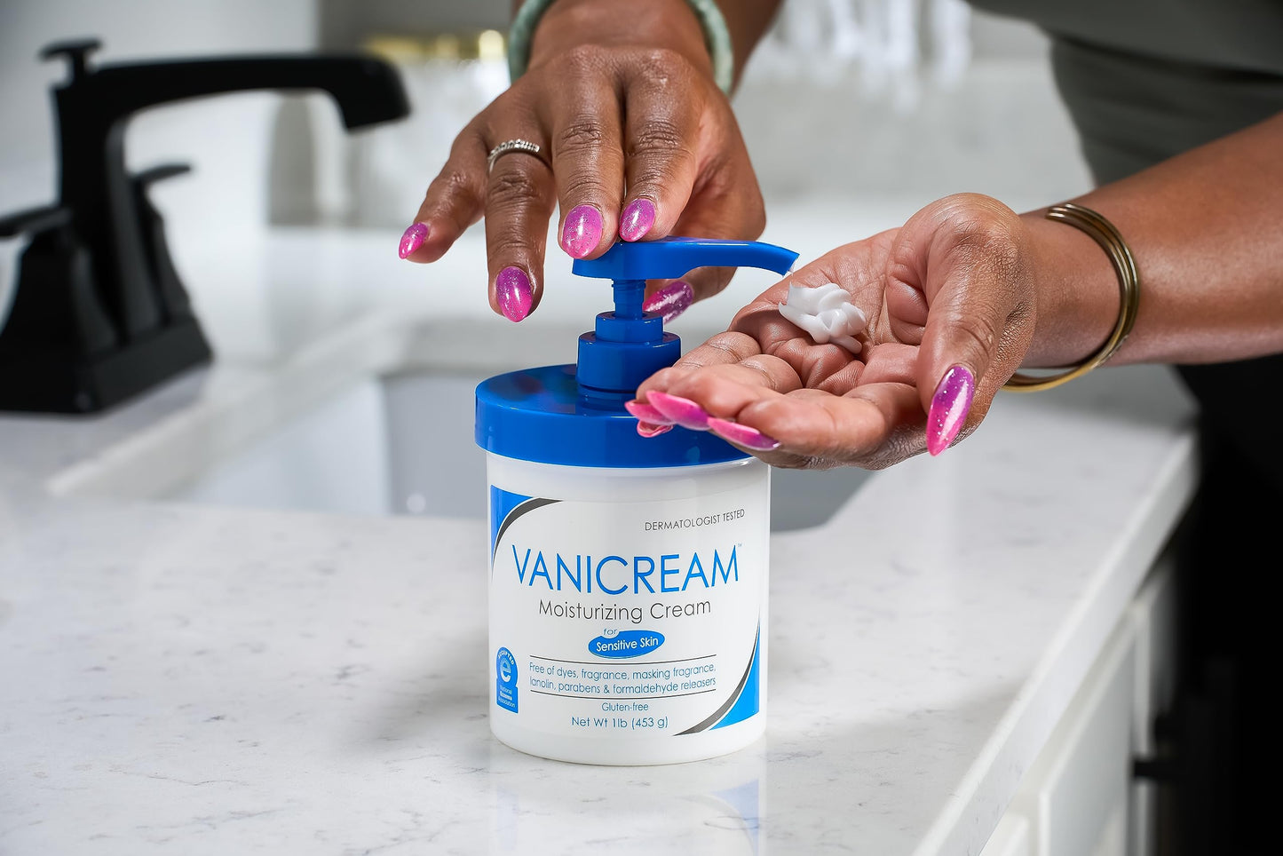 Vanicream Moisturizing Skin Cream 16 Ounces and Pump Dispenser 16 fl oz Moisturizer for Sensitive Skin