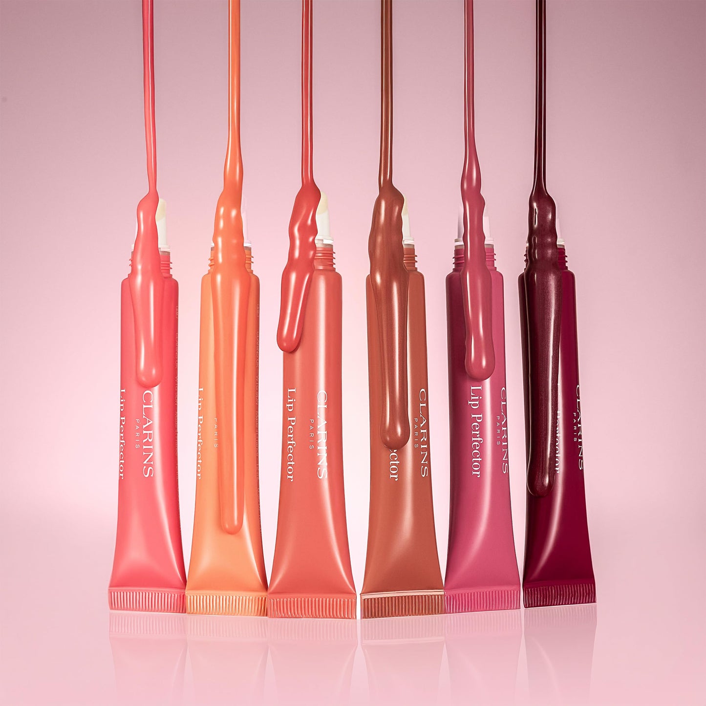 Clarins Natural Lip Perfector | Award-Winning | Sheer Finish Lip Plumping Gloss | Instant 3D Shine | Nourishing, Hydrating, Softening | Contains Natural Plant Extracts With Skincare Benefits