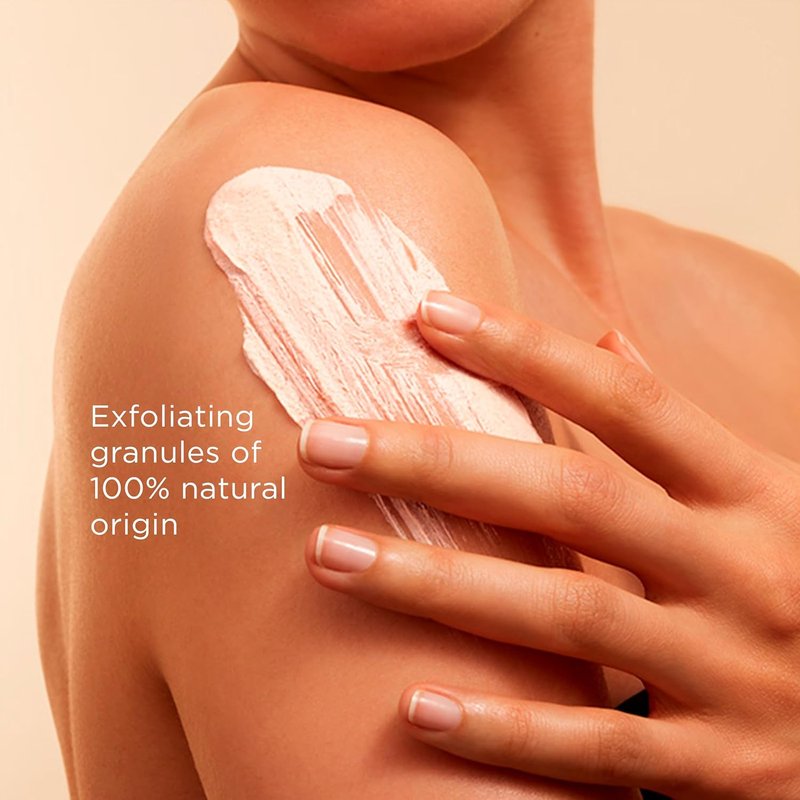 Clarins Moisture-Rich Body Lotion - Intense Hydration & Nourishing Formula | Non-Greasy, Fast Absorbing | 8.8 Fl Oz