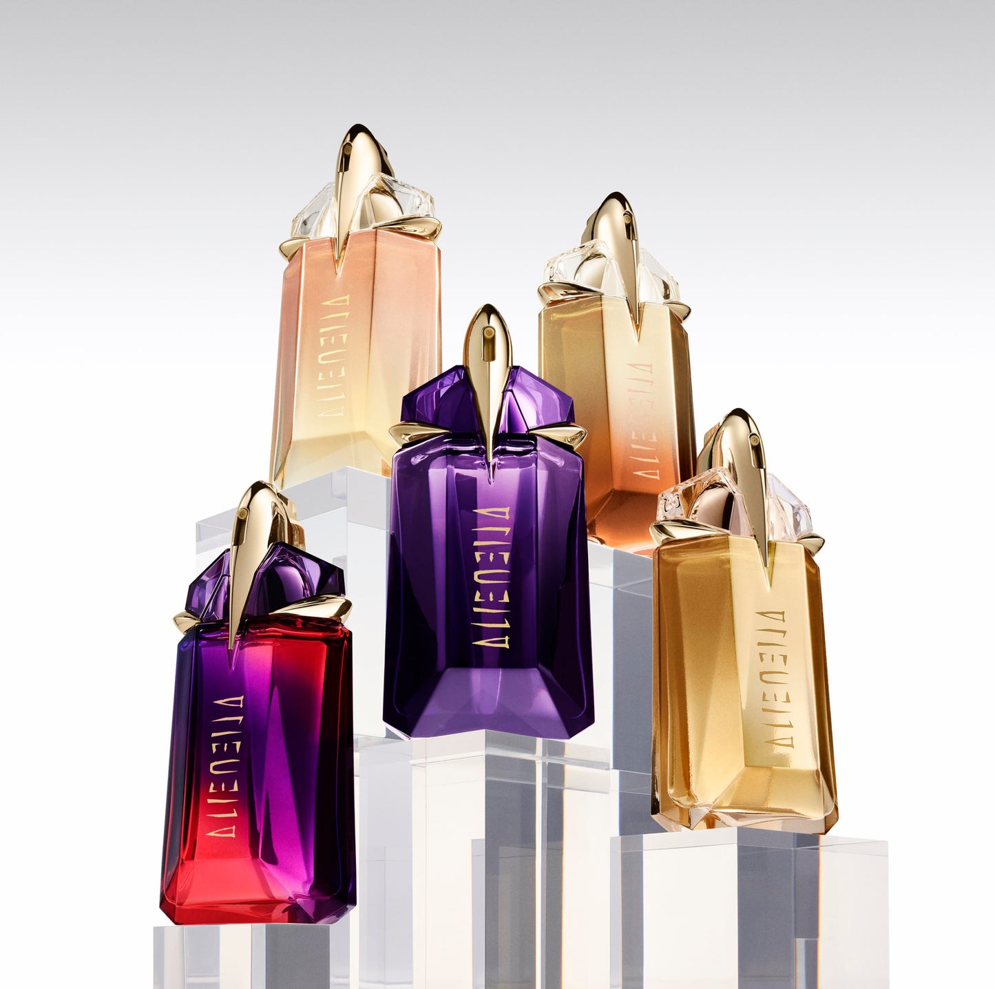 Mugler Alien Goddess Intense - Eau de Parfum - Women's Perfume - Floral & Woody - With Bergamot, Jasmine, and Vanilla - Long Lasting Fragrance - 2.0 Fl Oz