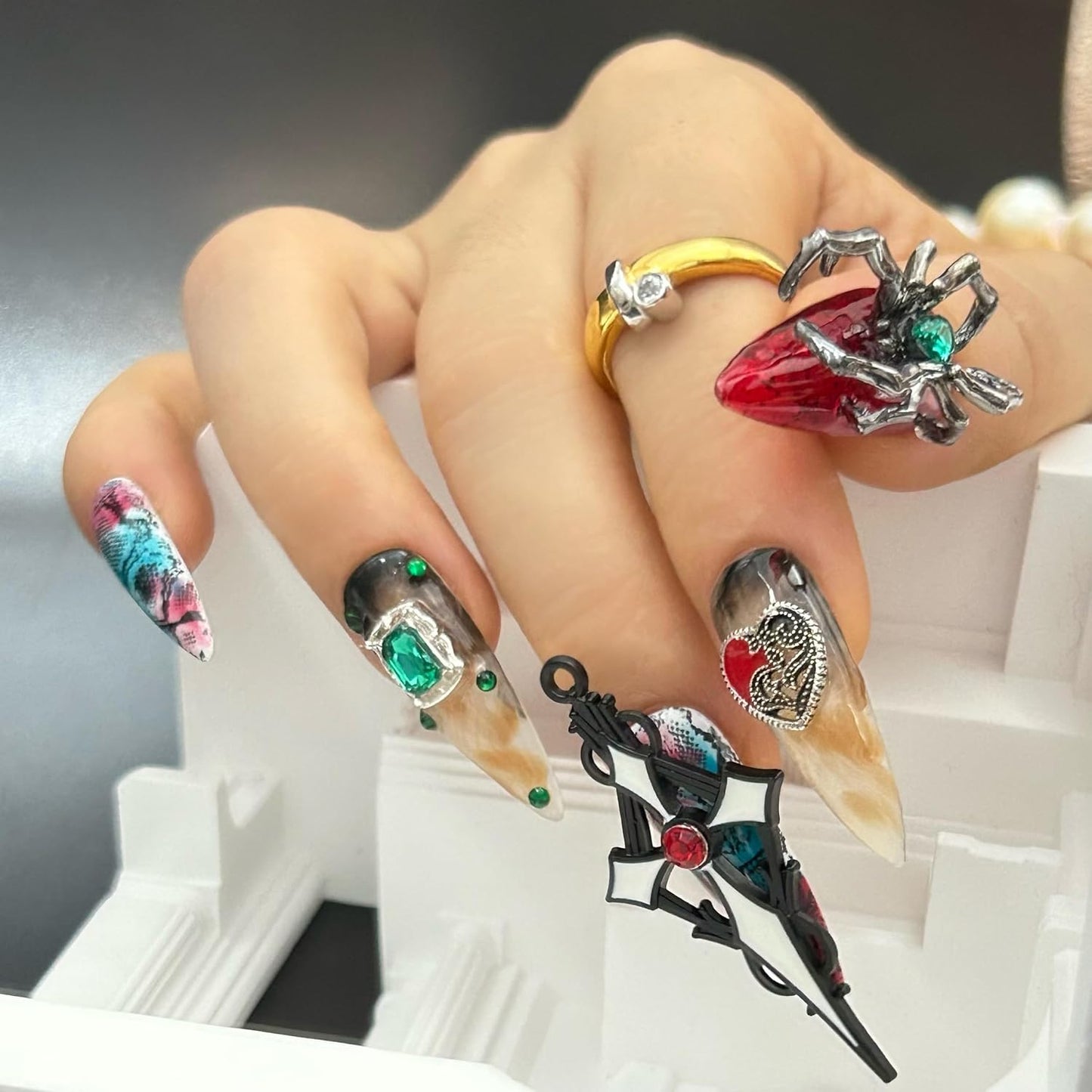 Luxury Handmade Almond Press-On Nails - Reusable Halloween Goth Style (10pcs, Red Spider)