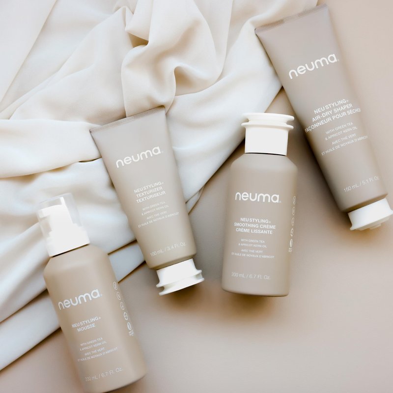 Neuma Neu Styling Smoothing Hair Crรจme, 6.7 FL Oz | Lightweight Frizz Control Cream Enriched with Shea Butter & Apricot Kernel Oil for Soft, Smooth & Shiny Hair | Color-Safe Formula
