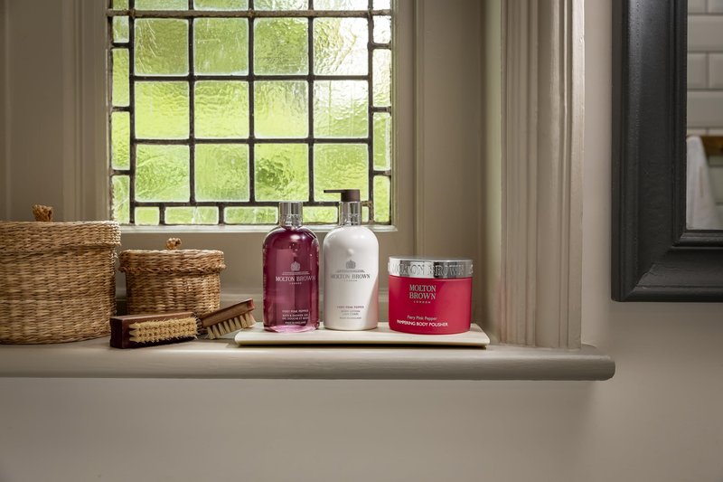 Molton Brown Pampering Body Polisher - Fiery Pink Pepperpod - 8.8 Oz