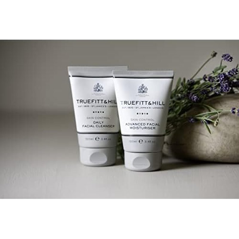 Truefitt & Hill Luxury Aftershave Balm - Ultimate Comfort - Premium Soothing Moisturizer with Aloe Vera Extract - Ideal for Sensitive Skin, Razor Burn Relief, and a Silky Smooth Finish - 3.38 oz.