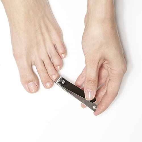 Tweezerman Stainless Steel Combo Set with Fingernail and Toenail Clippers