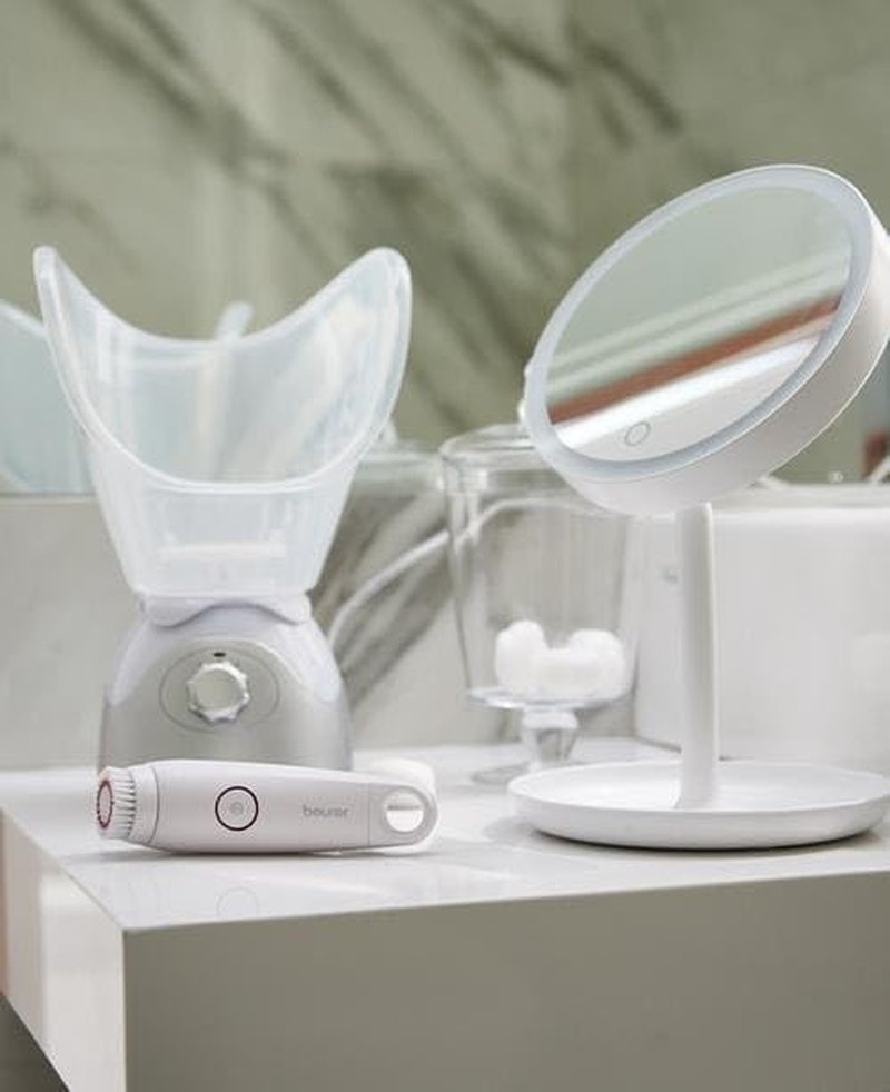 Beurer 5X Illuminated Vanity Mirror - Touch Sensor, Cordless, 360° Rotation | White LED Light & Storage Tray