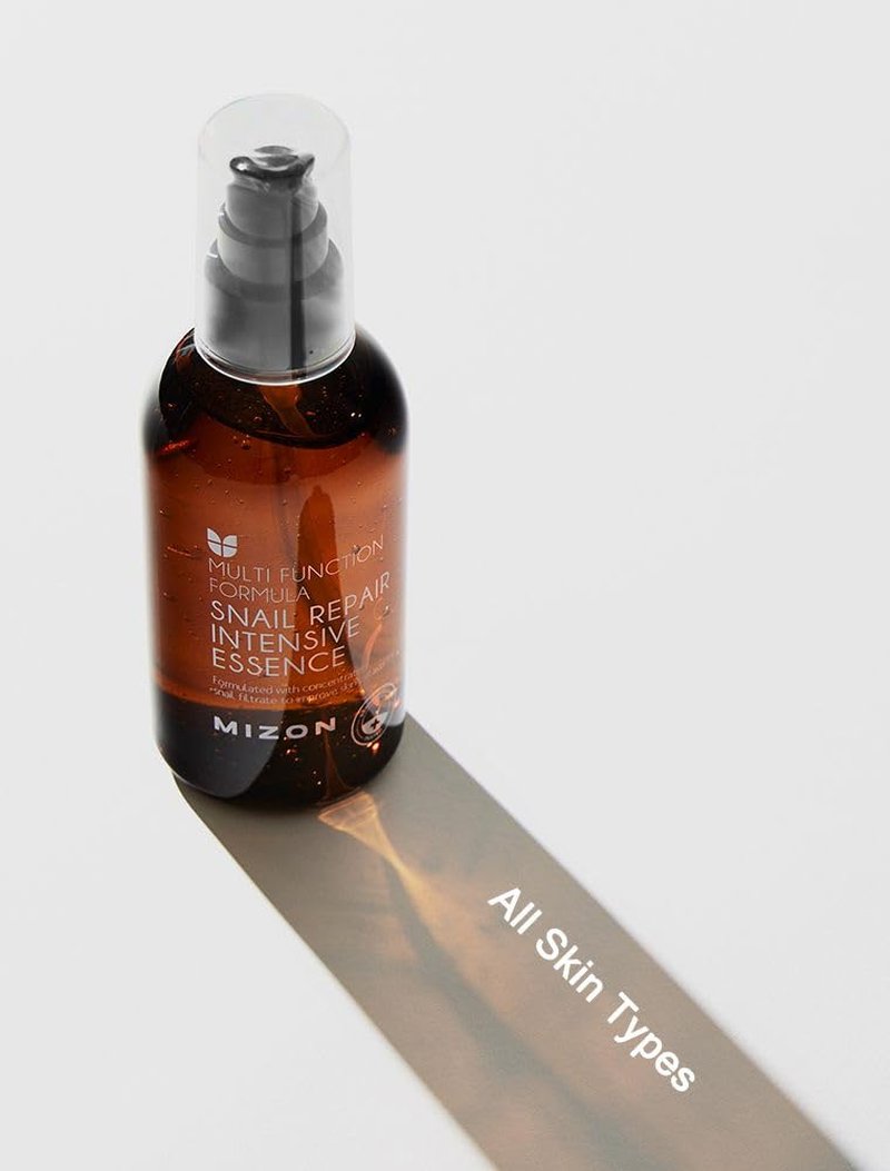 MIZON Snail Repair Intensive Essence with Snail Mucin Adenosine Hyaluronic Acid Centella Asiatica for Face Improves Fine Lines Treatment Smooth Skin Korean Skincare (3.38 fl oz)