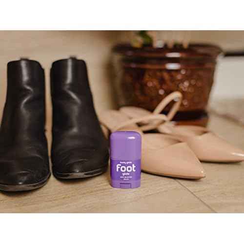 Body Glide Foot Glide Anti Blister Balm | blister prevention for heels, shoes, cleats, boots, socks, and sandals | Use on toes, heel, ankle, arch, sole and ball of foot | 0.8oz