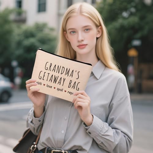 New Grandma Gifts Makeup Bag, Grandma Birthday Gifts for Nana Mimi Gigi Granny Grandmother, Best Promoted to Grandma Gift First Time 2026, Grandmas to Be Gift, Christmas Travel Cosmetic Bag