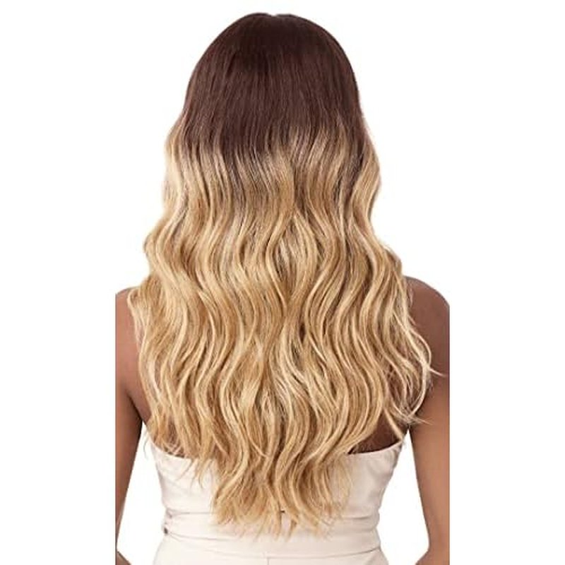Outre Synthetic I-Part Swiss Lace Front Wig STEVIE (1B)