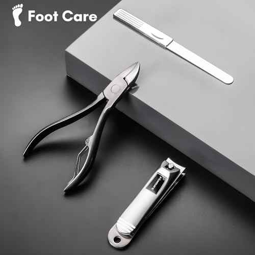 FAMILIFE Manicure Set, Professional Manicure Kit Nail Clippers Set 11 in 1 Stainless Steel Pedicure Tools Nail Kit Men Grooming Tool with Portable Brown Leather Travel Case Luxury Gifts for Him