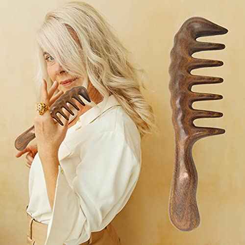 Thicken Wooden Wide Tooth Comb for Curly Hair,Large No-static Handmade 100% Natural Sandalwood Hair Comb for Head Scalp Massage,Detangling Comb for Women Holiday Gift (Green Sandalwood)