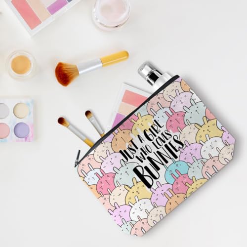 Cute Bunnies Makeup Bag Bunny Gifts Cosmetic Travel Bag Bunny Accessories Decor Stuff for Animal Bunnies Lovers Women Breeder Coworker Girls Best Friend Funny Skincare Bags for Christmas Birthday