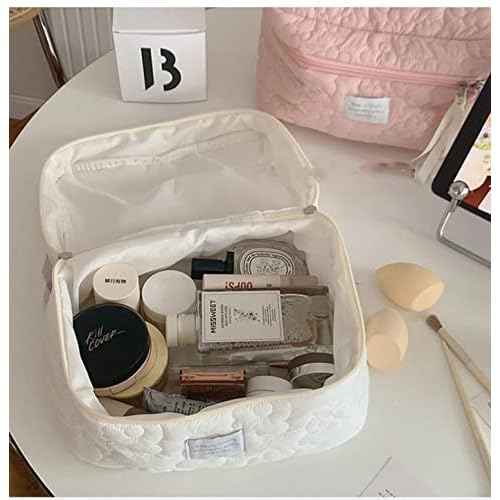 HIQUAY Large Capacity Soft Makeup Bag, Soft Travel Cosmetic Bag Makeup Pouch Bag for teens, Women and Girls (White)