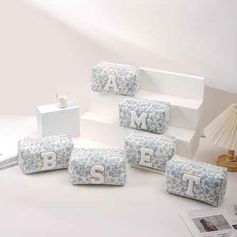 JOVAKIT Alphabet Makeup Bag Cosmetic Bag for Women, Christmas Gifts for Girls Age 6-18, Floral Flowers Coquette Travel Toiletry Zipper Make Up Pouch Organizer Trendy Stuff (Blue Floral M)