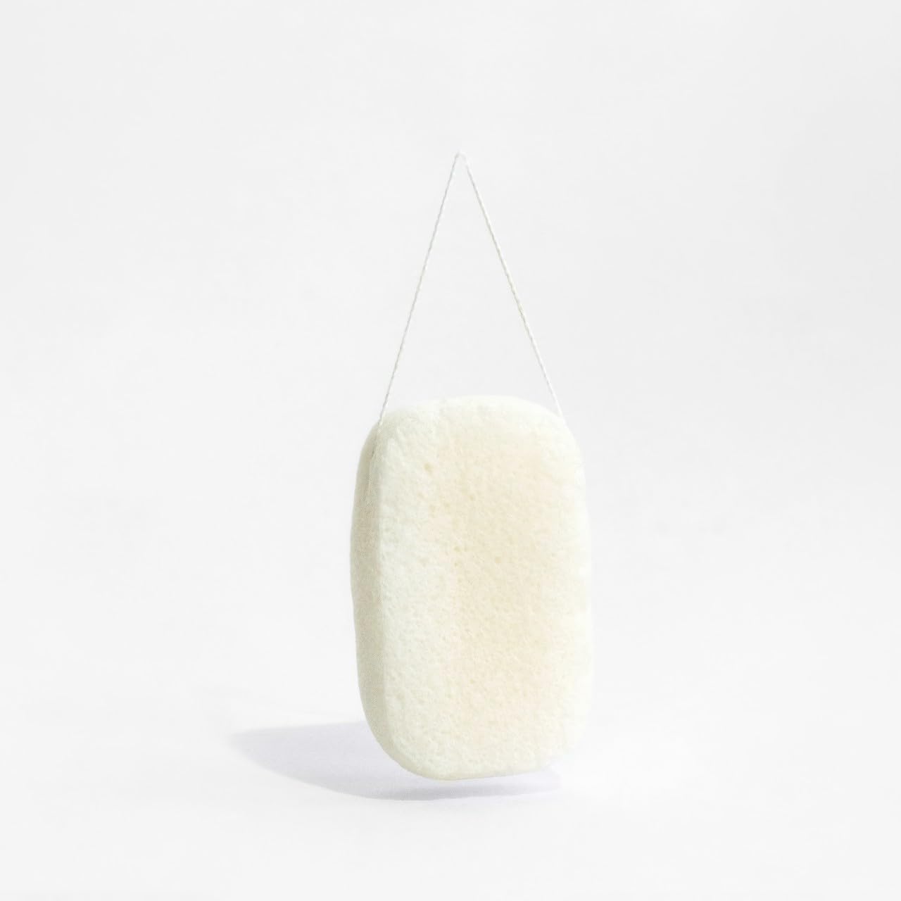 Everist The Hydrating Body Duo, The Body Wash Concentrate Tube 50+ Washes Bundled With The Compostable Konjac Sponge