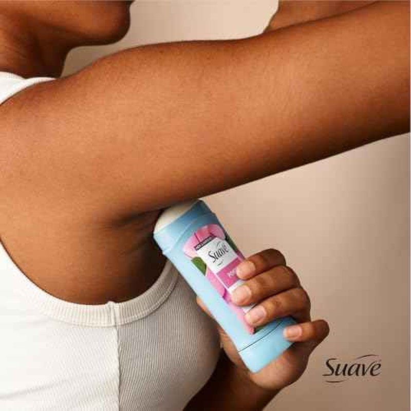 Suave Antiperspirant Deodorant for Women, Powder 2-Size Variety Pack ? Anti-Staining Invisible Solid, Talc-Free (2 Piece Set)