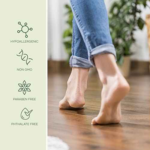 Eucalyptus & Aloe Foot Masks - Moisturizes Tired, Dry & Cracked Feet, Exfoliating & Hydrating - Dermatologist Tested Korean Skincare - Clean Beauty, Cruelty-Free - 3 Pairs